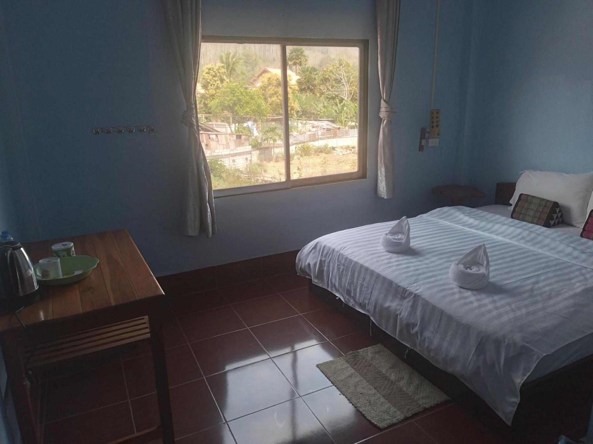 Lamorn Guesthouse Nongkhiaw الغرفة الصورة