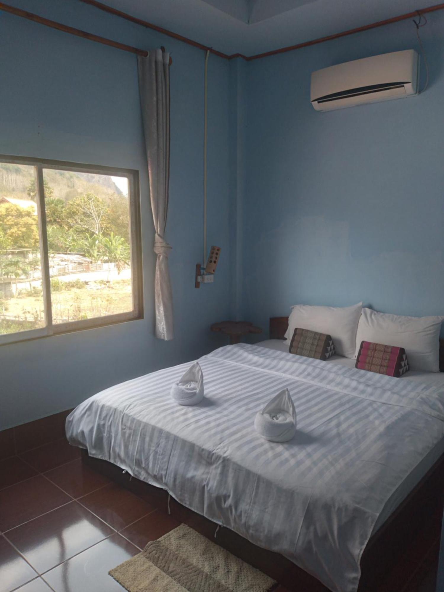 Lamorn Guesthouse Nongkhiaw الغرفة الصورة